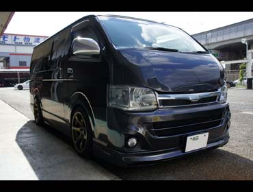 車種別 スーパーチャージャー コンプレッサー 装着例 ハイエース Trh0 Square S スーパーチャージャーキット